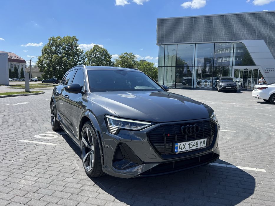Продам Etron S  офіціал на гарантіі без підкрасів і дтп  обмін на нерухомість або авто дорожче з моєю доплатою