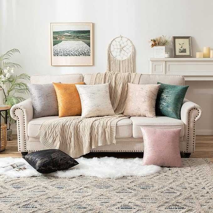 Poszewki welurowe 50×50 cm kremowe, marmurkowe – zestaw 2 szt.