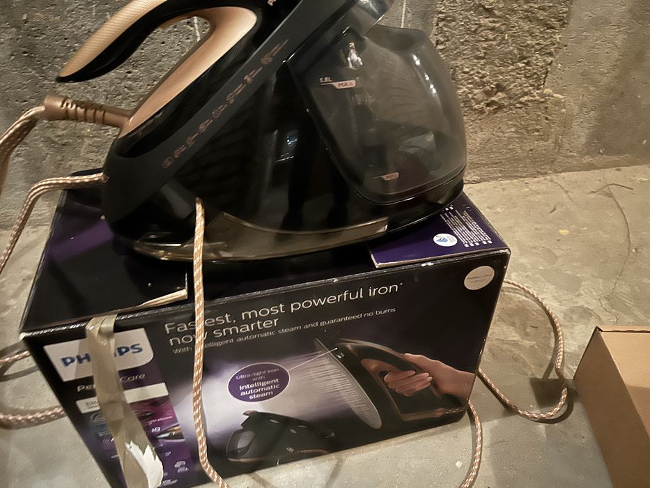 Stacja parowa Philips Perfect Care