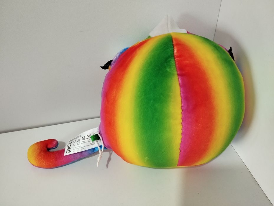 Tęczowy kameleon maskotka jak squishmalows Red Nose Day