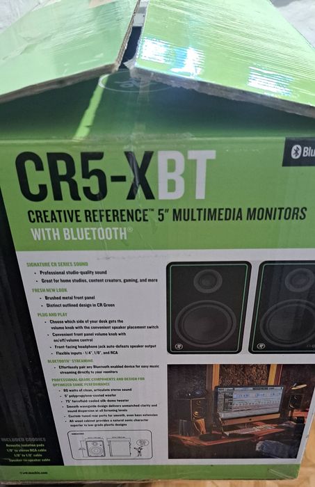 Mackie CR5-XBT 5'' Multimedia Monitor Speakers with Bluetooth