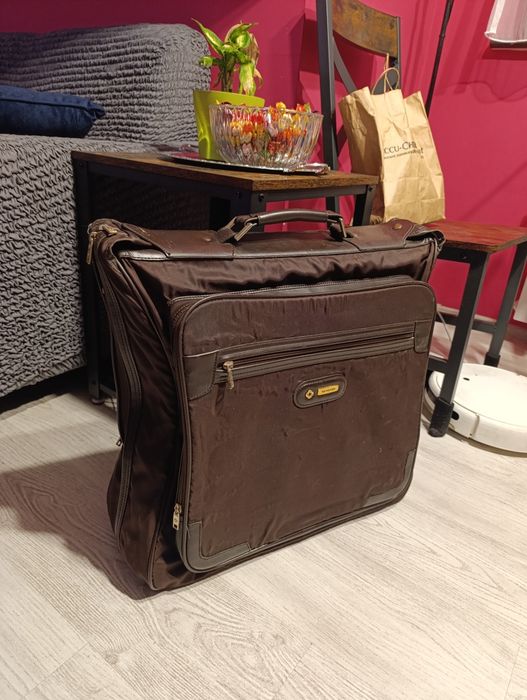 Pokrowiec na ubrania firmy Samsonite