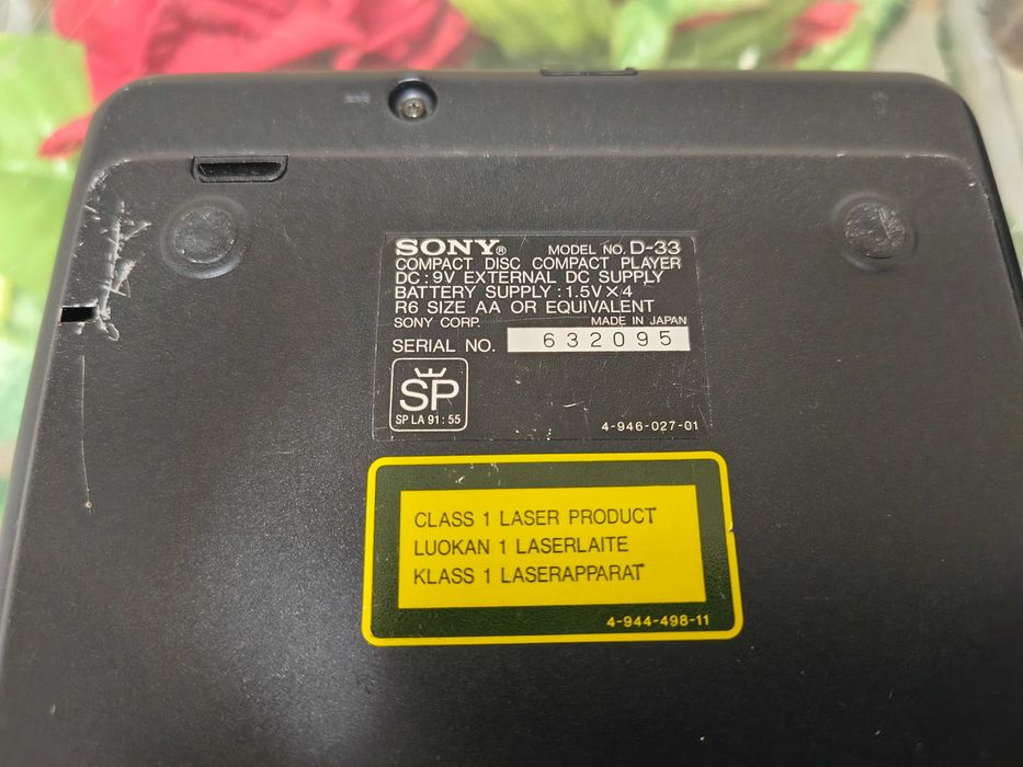 CD плеер SONY D-33 Discman made in Japan /Дефект/