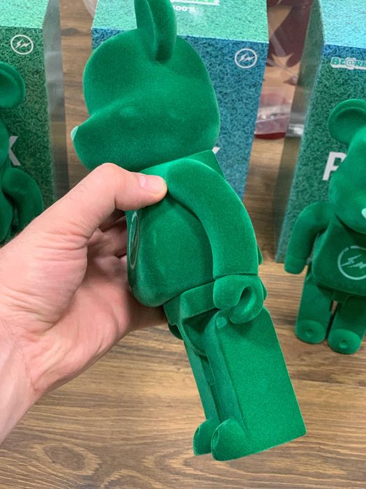 Бербрик Барбрик Bearbrick Фигурка Медведя зеленая Распродажа