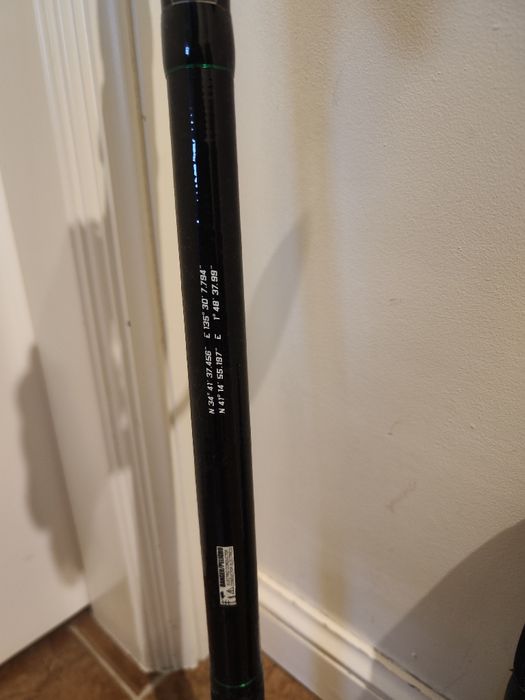 Cana de Pesca "Fuji" 6m + Carreto "Ninja"