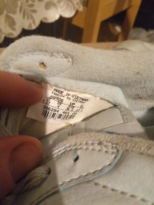 Buty sportowe nike rozmiar 36,5 wkładka 23,5 cm