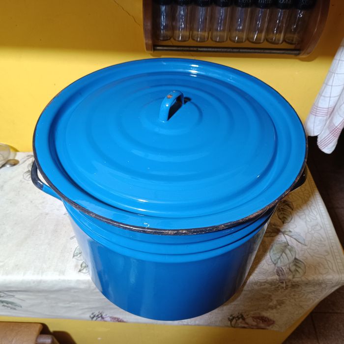 Garnek duży z PRL.  ZSRR