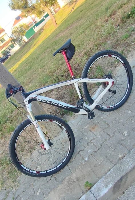 Bicicletas Btt Monty Scott e Carbono