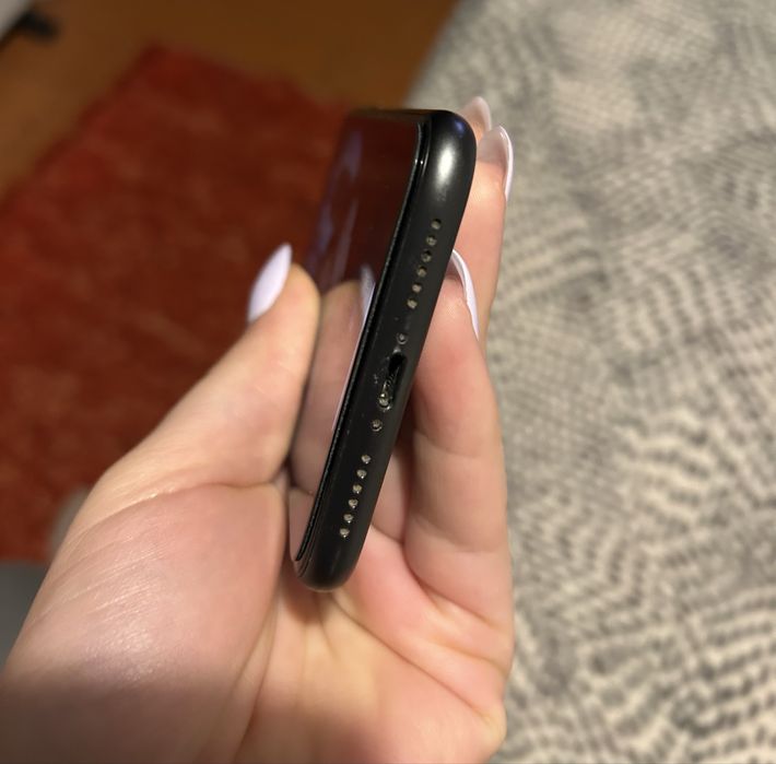 Vendo iphone 11 (6.1)