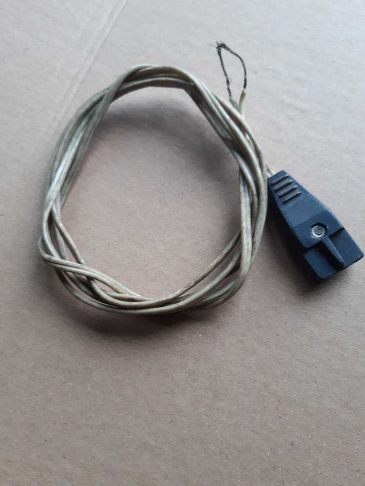 Корпус касетного магнітофона "Весна-305". Кабель живлення.