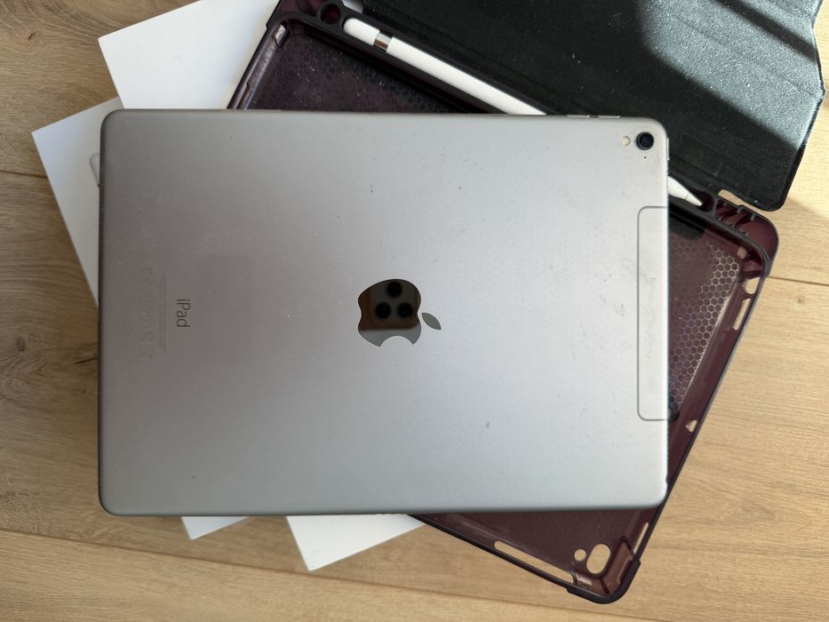 Ipad PRO 9.7 wifi + celuar 128 gb space grey