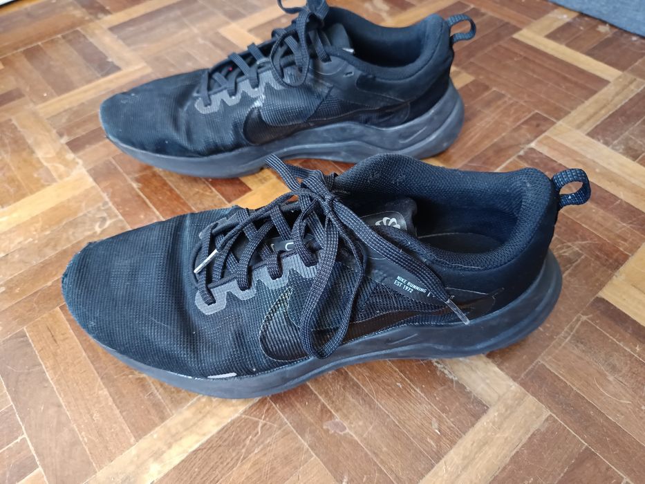 Tenis de desporto nike.