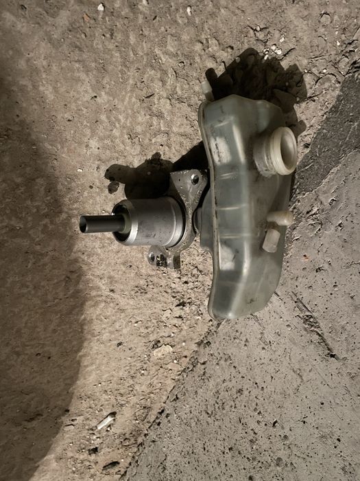 Головний тормозний циліндр Sprinter 903