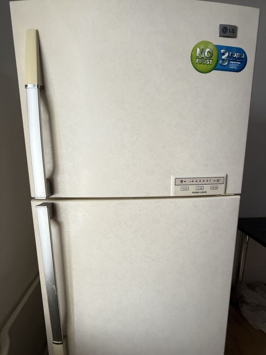 Холодильник LG двокамерний GR-R562JVQA