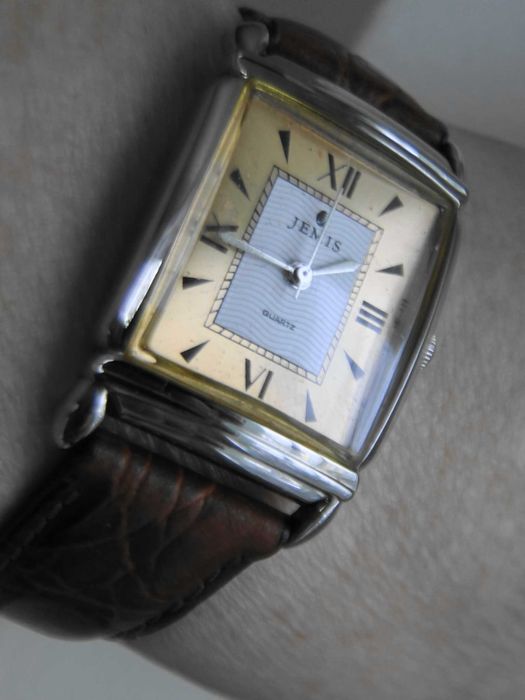 Elegancki zegarek kwarcowy