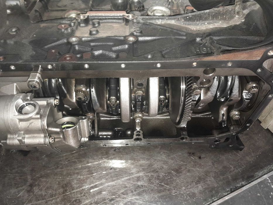 Motor Mercedes C ou E modelo 646