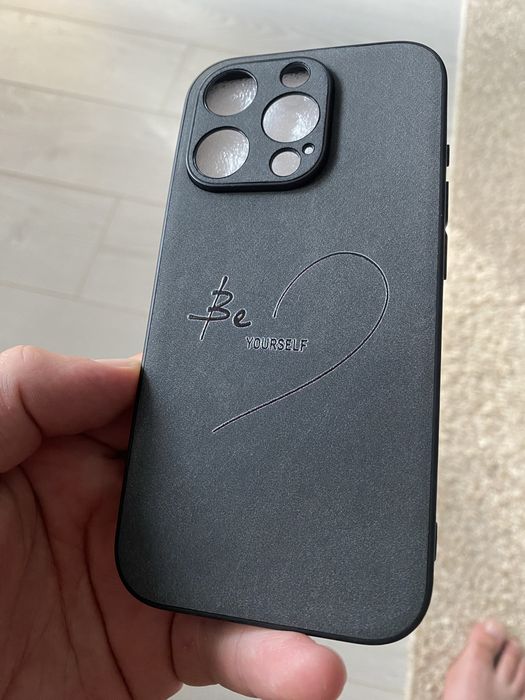 Чехол на iPhone 15 pro