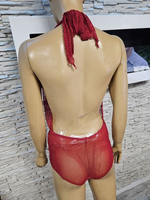 Przepiękne czerwone koronkowe body bielizna Tom&Rose rozmiar L