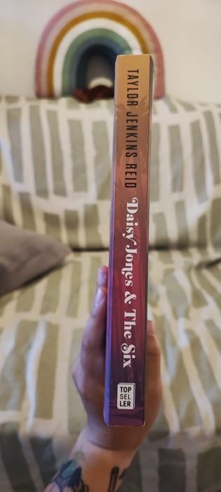 Daisy Jones and the Six - Taylor Jenkins Reid