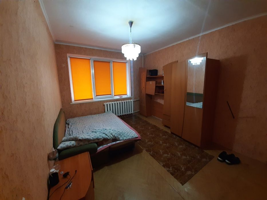 Здам кімнату без проживання власників для парня (мужчини)