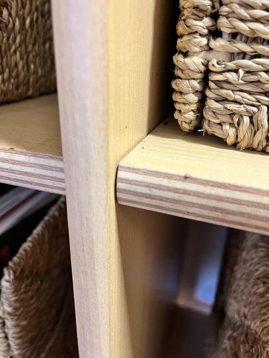 Estante com 12 cubos como nova