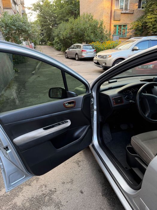 Продам Peugeot 207 2006 2.0