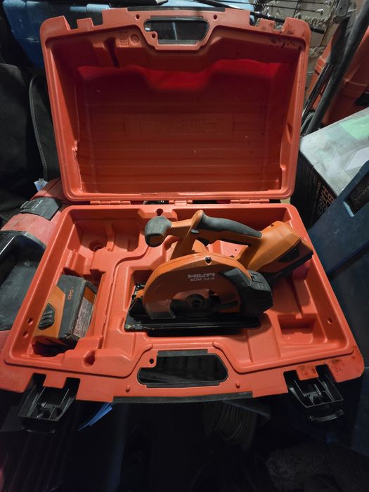Piła hilti do metalu.