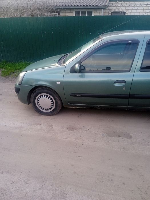 Продам автомобіль Рено кліо 2005 року