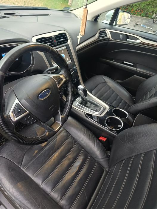 Ford Fusion USA 1.6 /132kW