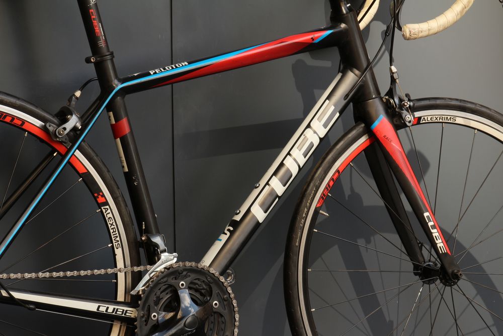 Шосейний велосипед Cube PELOTON
