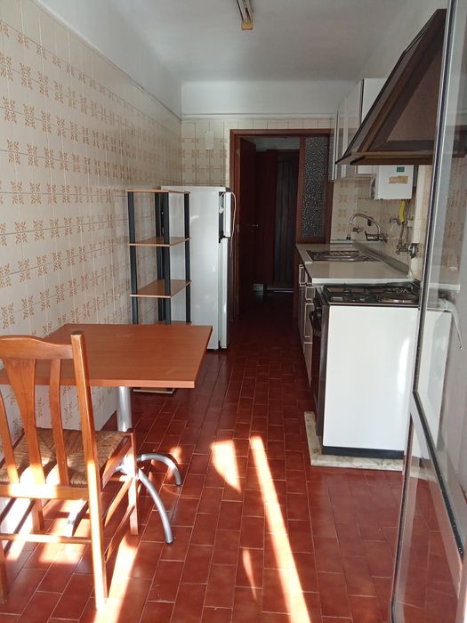 T2 em Carnide junto ao metro