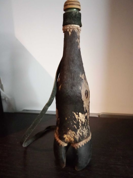 Garrafa Couro Antiga