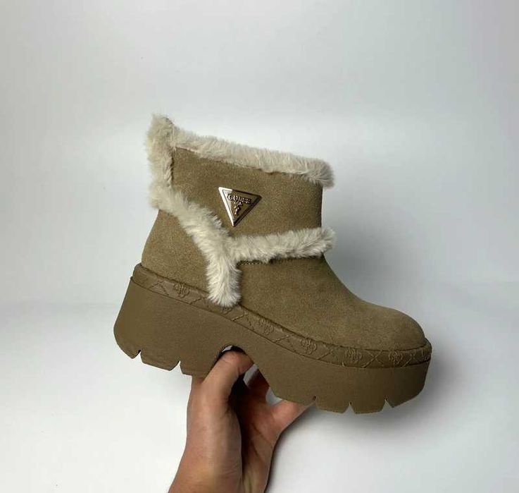 Oryginalne botki GUESS zamszowe futerko platforma 35 nowe