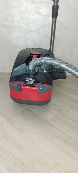 миючий пилосос THOMAS, терміново