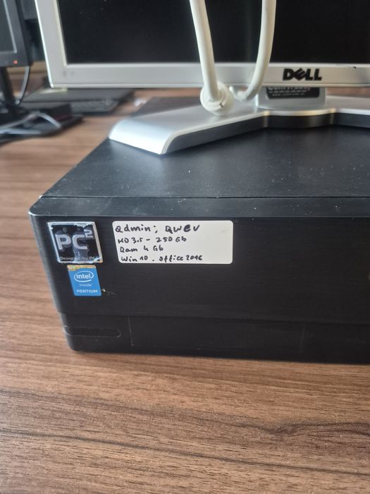 Zestaw  Komputer PC  Monitor sprawny