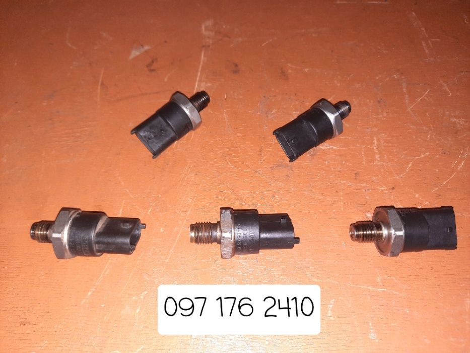 Датчик давления топлива 0281002522 Bosch Renault Master Trafic Vivaro