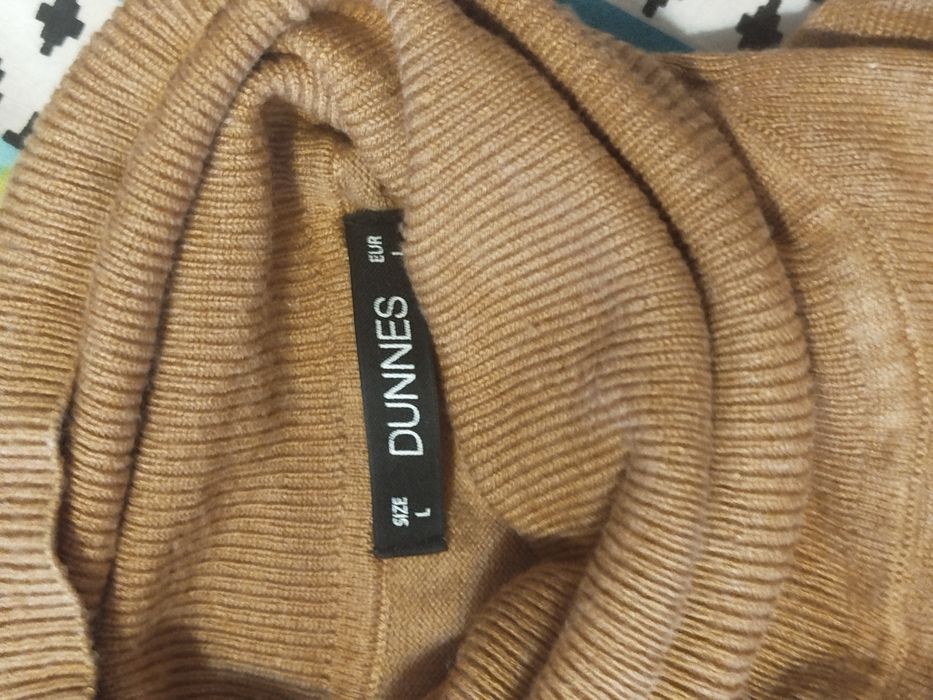Nowy brązowy camelowy golf Dunnes L 40