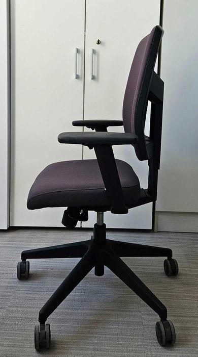 Fotel obrotowy biurowy ProfiM Raya szary ergonomiczny (ok. 10 szt.)