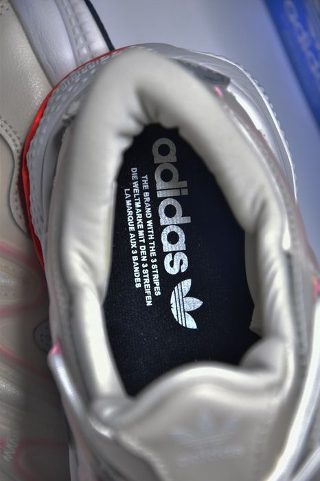 Жіночі Кросівки Adidas OZWEEGO Plus(37,38,39,40,41)