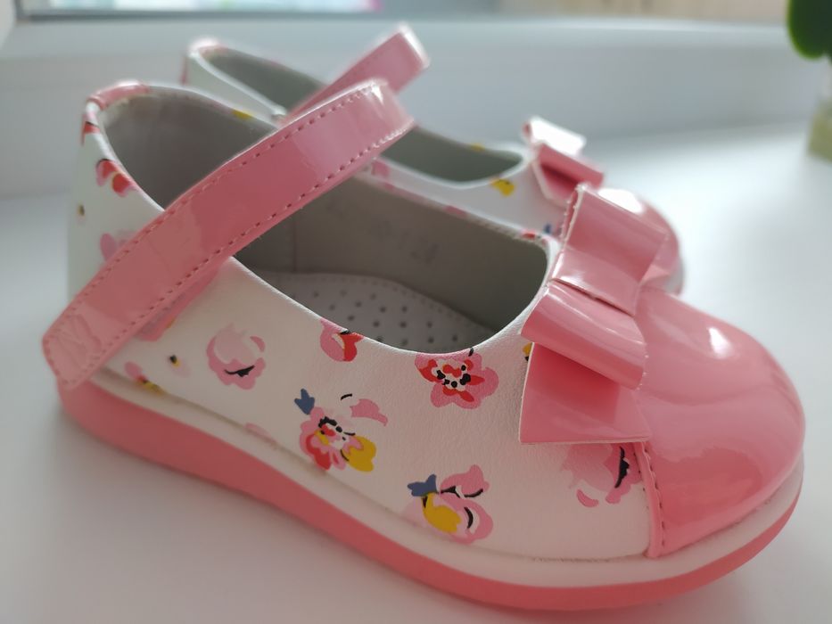 Дитячі туфельки, 24 р.