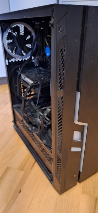 Komputer i5 ram16 gtx1650 monitor24