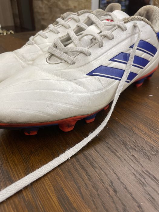 Buty pilkarskie korki Adidas biale 43 1/3