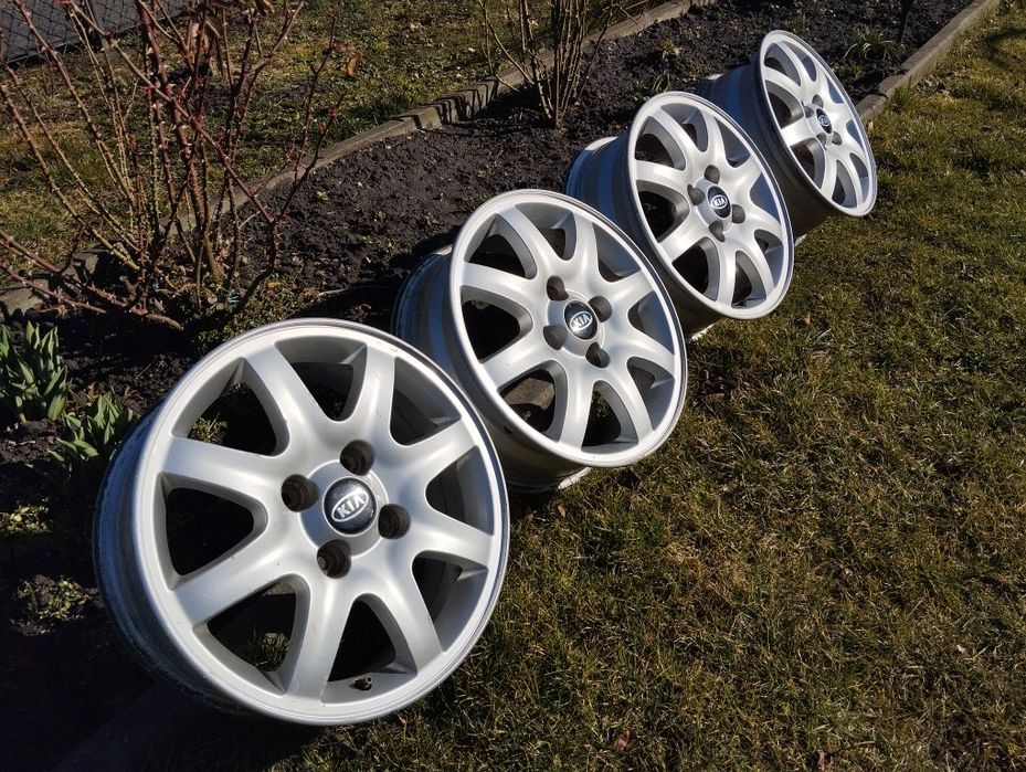 Felgi Kia 16" 4x114,3 6J ET43 komplet