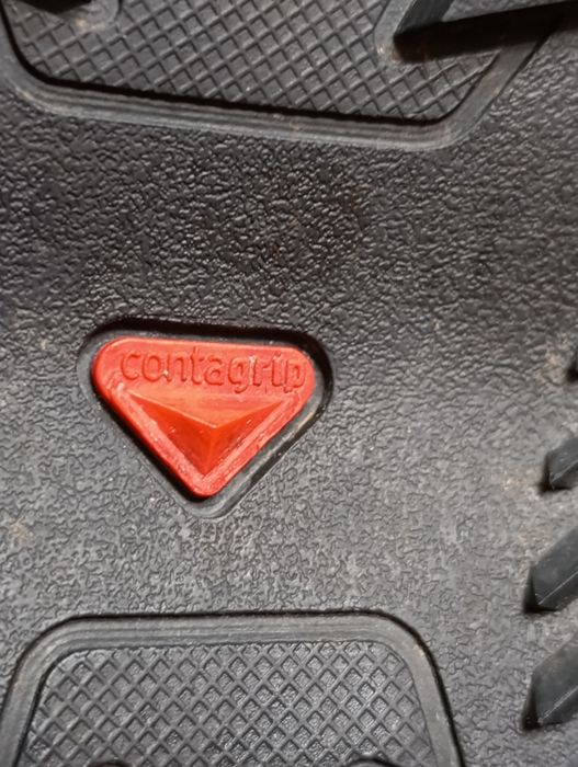 Продам мужские кроссовки-ботинки Salomon Gore Tex