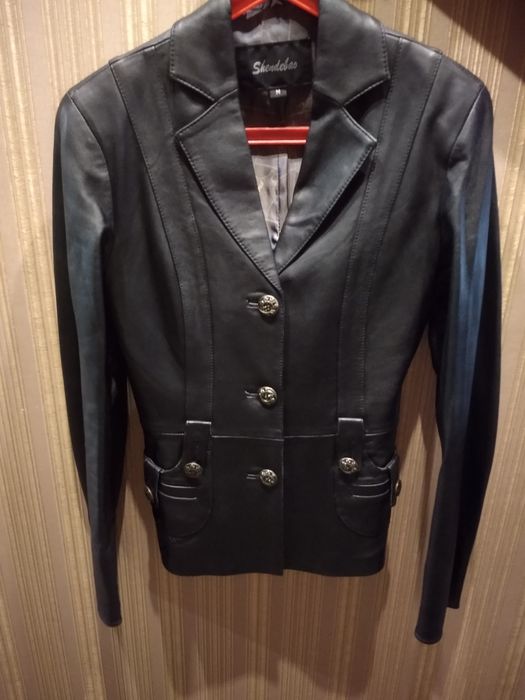 Кожаный пиджак