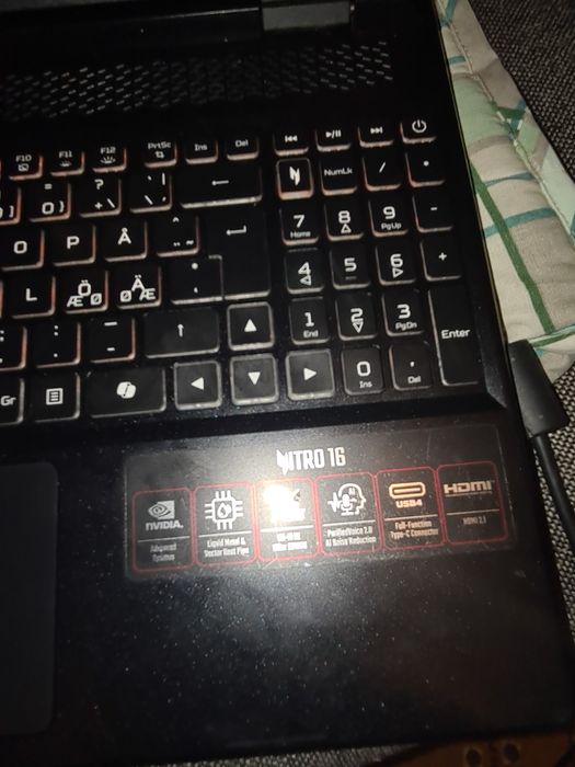 Acer nitro 16  N22Q22 срочно