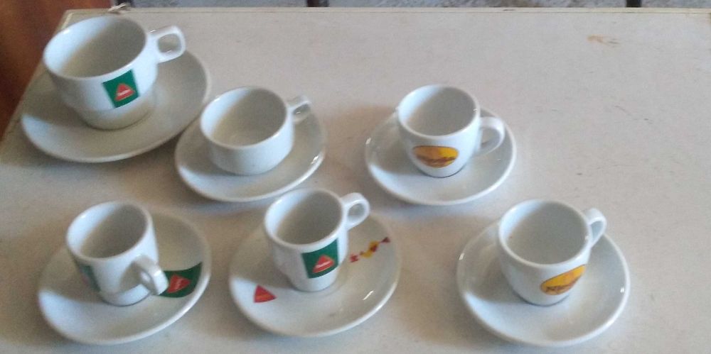 Chávenas de café e meia deleite