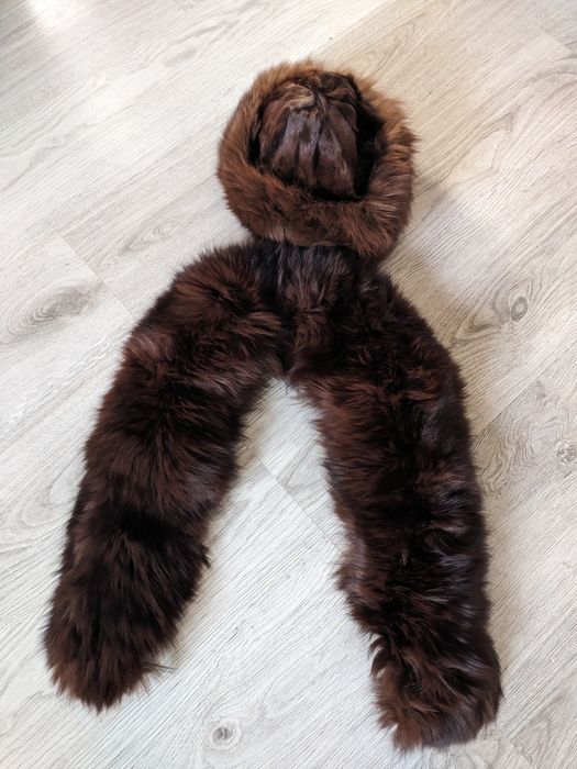 Bogaty zestaw | toczki i etole z lisa białe brązowe