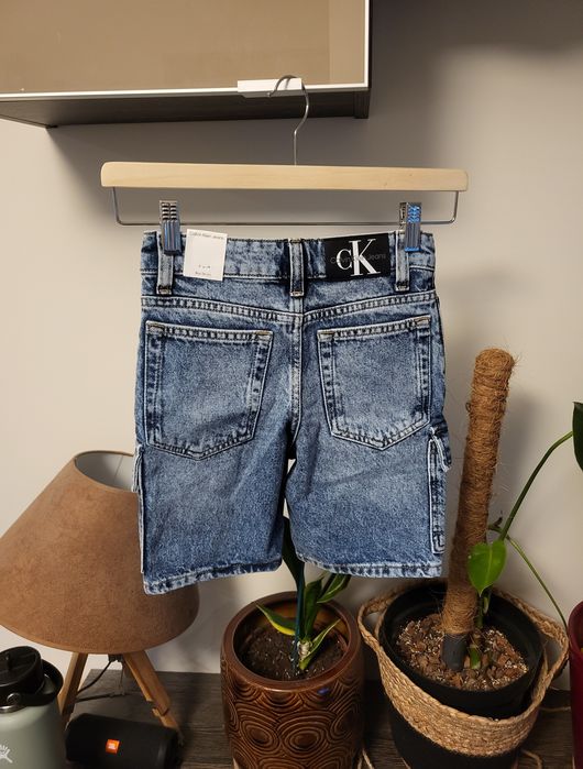 *Nowe z metką* Spodenki Calvin Klein dla chłopca rozm. 6 (116cm)