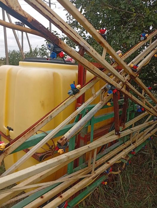 Продам МТЗ 80 та навісні агрегати